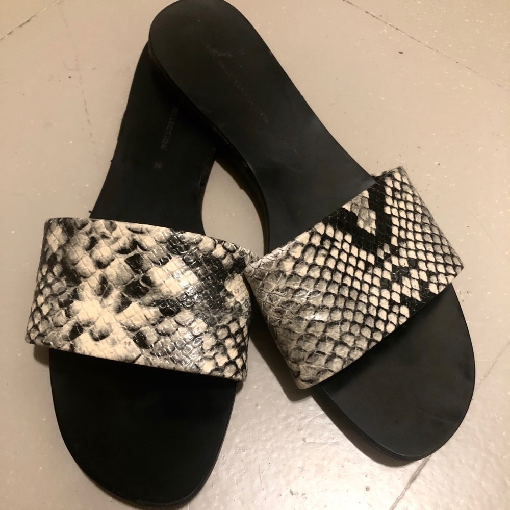 Snake skin look zara sands, size 36